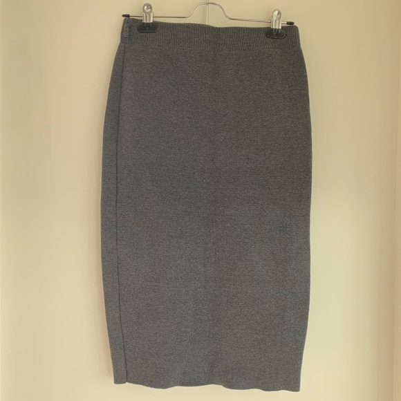 Skirts - Picture 3 of 5